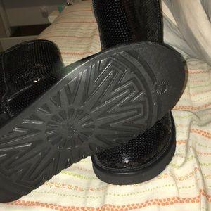 NEW BLACK SEQUENCE UGGS